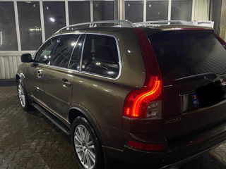 Volvo XC90 foto 2