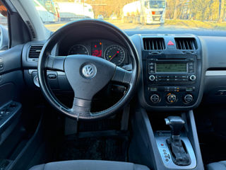 Volkswagen Golf foto 8