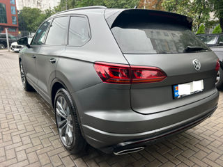 Volkswagen Touareg foto 4