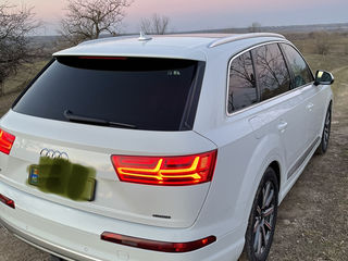 Audi Q7 foto 3