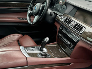 BMW 7 Series foto 5