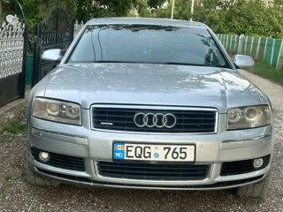 Audi A8 foto 7