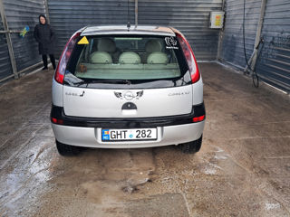 Opel Corsa foto 6