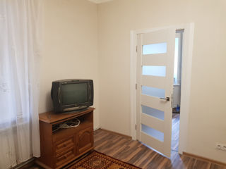 Apartament cu 1 cameră, 43 m², Centru, Chișinău foto 2