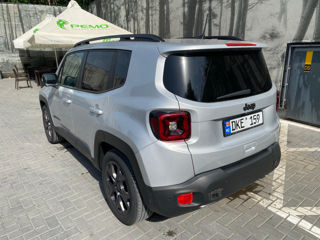 Jeep Renegade foto 6