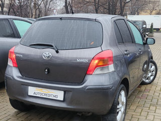 Toyota Yaris foto 5