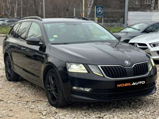 Skoda Octavia foto 2