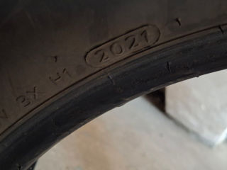 235/60 R18 foto 2