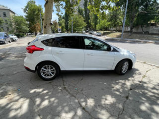 Ford Focus foto 4