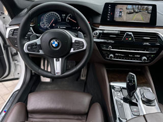 BMW 5 Series foto 10