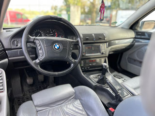 BMW 5 Series foto 13