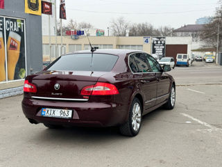 Skoda Superb foto 6