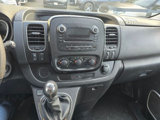 Opel Vivaro foto 11