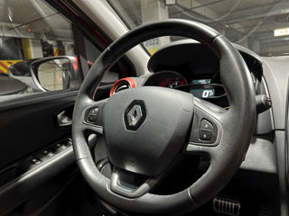 Renault Clio foto 18