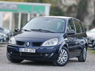 Renault Grand Scenic foto 2