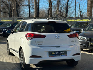 Hyundai i20 foto 6