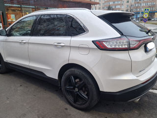 Ford Edge foto 4