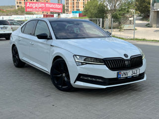 Skoda Superb foto 3