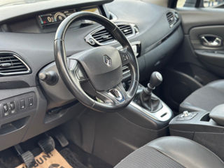 Renault Grand Scenic foto 9