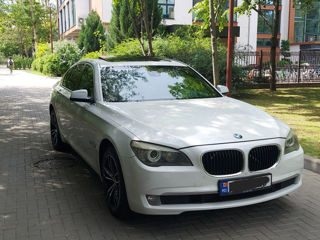 BMW 7 Series foto 1