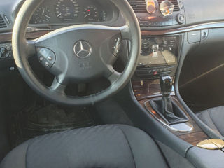 Mercedes E-Class foto 5