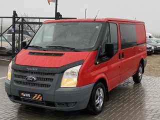 Ford Transit foto 1