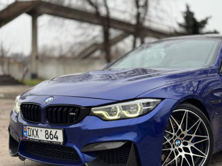 BMW M4 foto 3