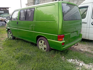 Volkswagen Transporter foto 3