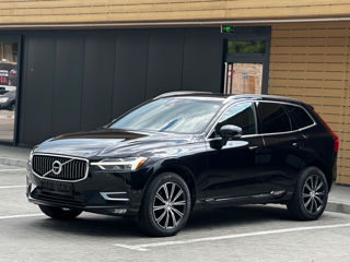 Volvo XC60 foto 1