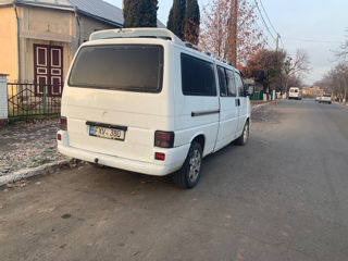 Volkswagen Transporter foto 2