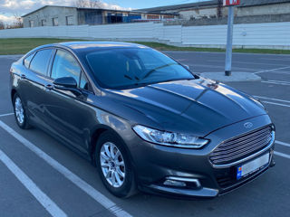 Ford Mondeo foto 2