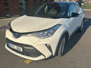 Toyota C-HR foto 4