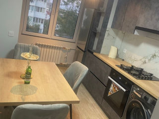 Apartament cu 2 camere, 55 m², Botanica, Chișinău foto 4