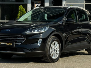 Ford Kuga foto 1