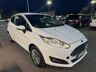 Ford Fiesta foto 10