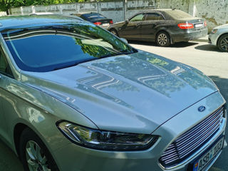 Ford Mondeo foto 2