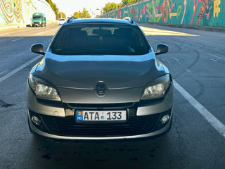 Renault Megane foto 2