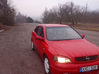 Opel Astra foto 2