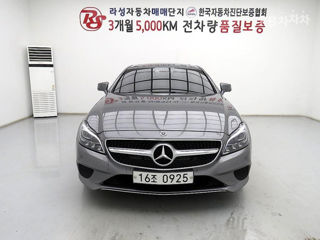 Mercedes CLS-Class foto 2