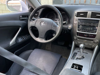 Lexus IS Series фото 2