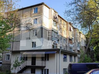Apartament în regiune cu infrastructură dezvoltată, str. N. Zelinski, Botanica foto 1