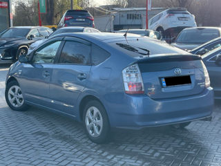 Toyota Prius foto 3