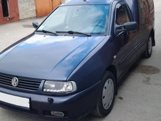 Volkswagen Caddy foto 1