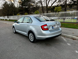 Skoda Rapid foto 3