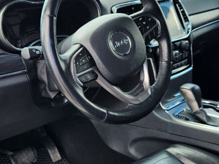 Jeep Grand Cherokee foto 7