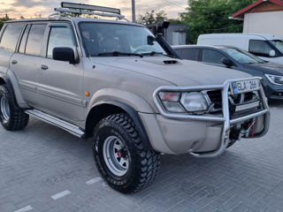 Nissan Patrol foto 2