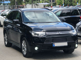 Mitsubishi Outlander foto 4