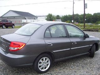 KIA Rio foto 1