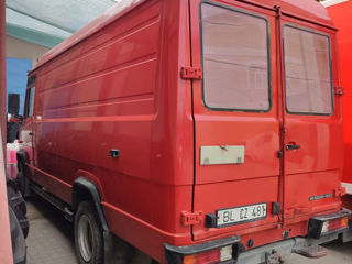 Mercedes Vario 814D foto 3