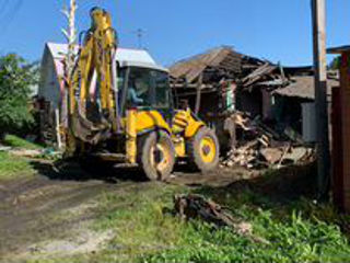 Balti Demolarea constructilor caselor curăţare terenului evacuarea deșeurilor de construcție,, foto 9